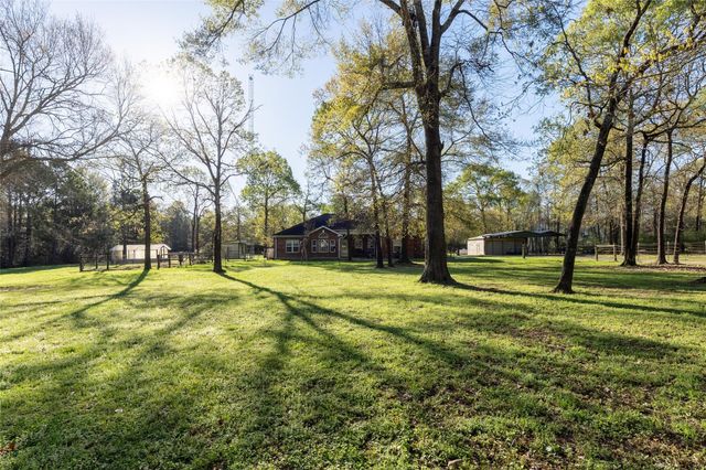 88 Vela Road, Huntsville, TX 77340