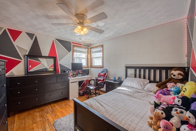 12 Brewster Rd, Randolph, MA 02368