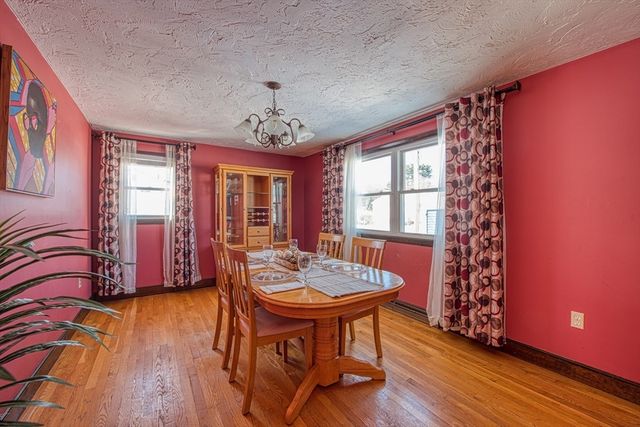 12 Brewster Rd, Randolph, MA 02368