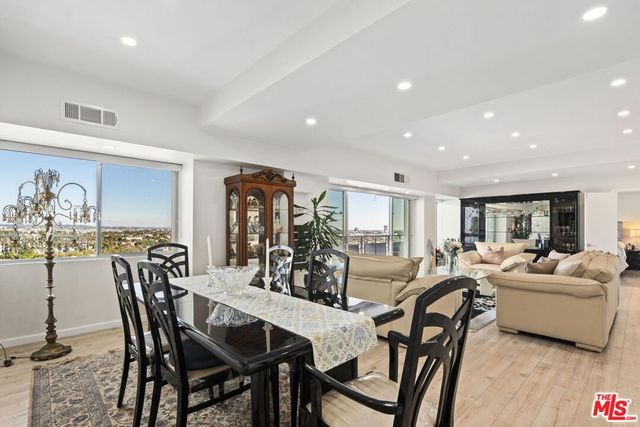 1155 N La Cienega Boulevard 1002, West Hollywood, CA 90069