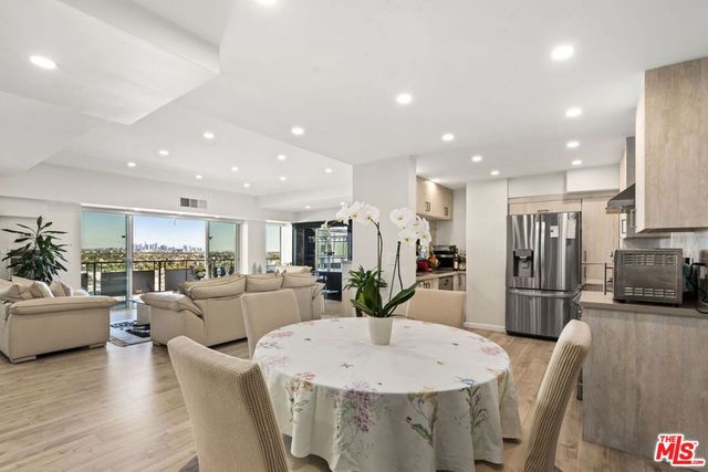 1155 N La Cienega Boulevard 1002, West Hollywood, CA 90069