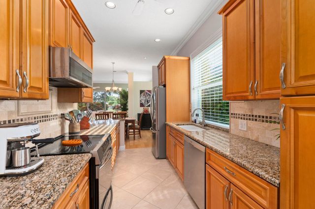 2683 SW Greenwich Way, Palm City, FL 34990