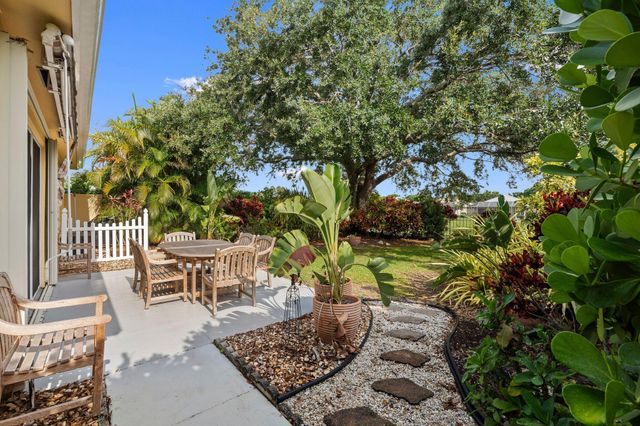 2683 SW Greenwich Way, Palm City, FL 34990