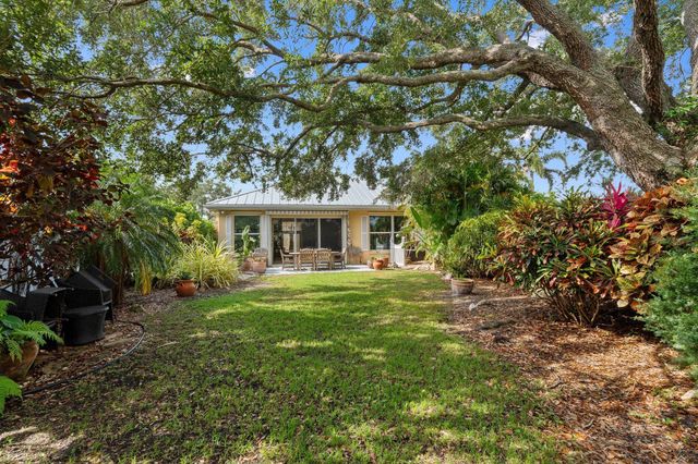 2683 SW Greenwich Way, Palm City, FL 34990