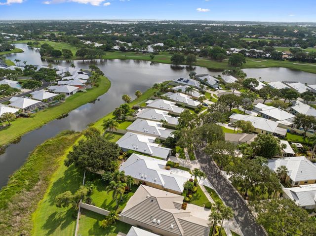 2683 SW Greenwich Way, Palm City, FL 34990