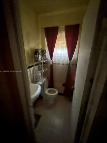 4021 SW 26th St, West Park, FL 33023