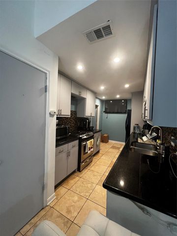 11606 Boxhill Drive, Houston, TX 77066