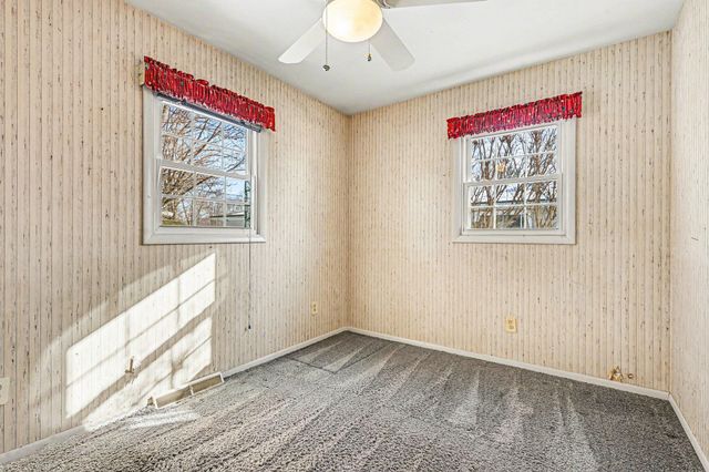 718 S Douglas Avenue, Three Rivers City, MI 49093