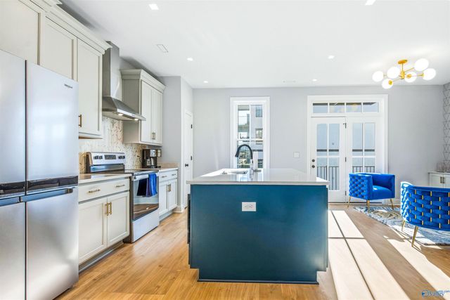 124 Saint Louis Street, Madison, AL 35758