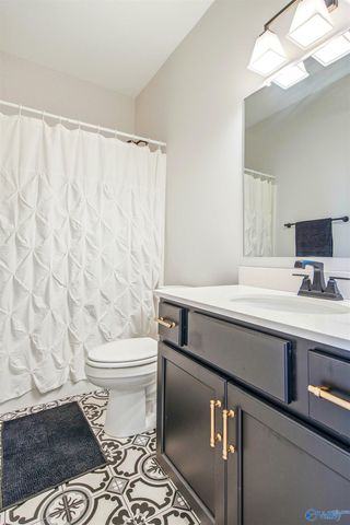 124 Saint Louis Street, Madison, AL 35758