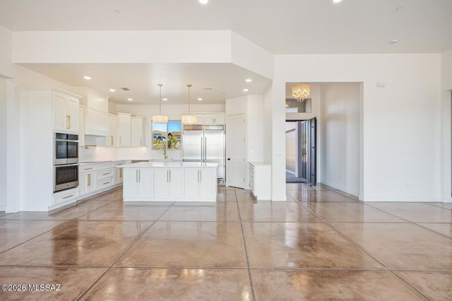 11790 N Migitty Lane, Tucson, AZ 85742