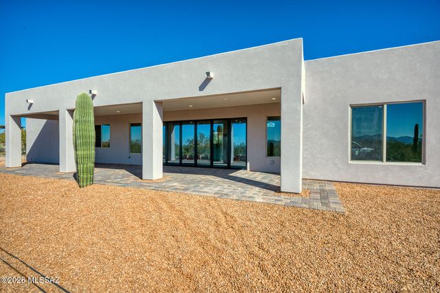 11790 N Migitty Lane, Tucson, AZ 85742