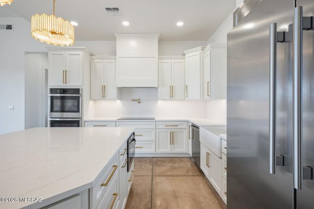 11790 N Migitty Lane, Tucson, AZ 85742