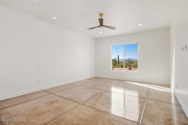 11790 N Migitty Lane, Tucson, AZ 85742