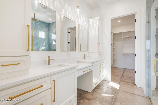 11790 N Migitty Lane, Tucson, AZ 85742