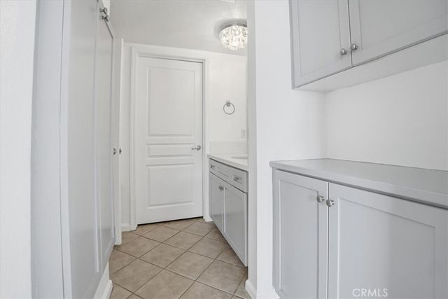 7320 Hawthorn Avenue 108, Los Angeles, CA 90046