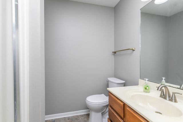2403 PARK DEVILLE PL, Columbia, MO 65203