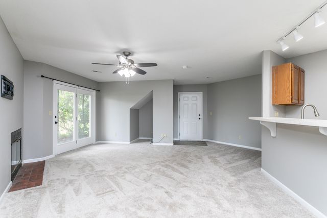 2403 PARK DEVILLE PL, Columbia, MO 65203