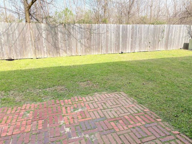 15106 Western Skies Drive, Houston, TX 77086