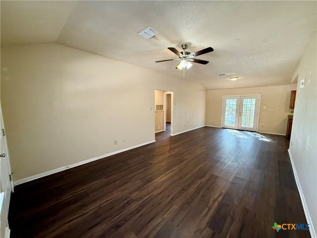 1728 Colleen, Canyon Lake, TX 78133
