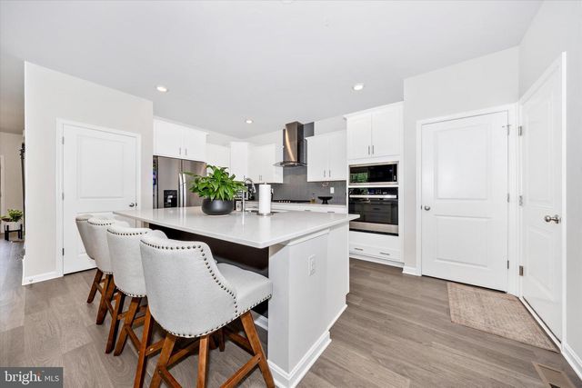 700 BOND ST, Frederick, MD 21701