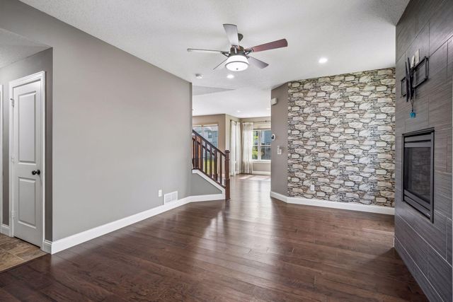 12037 84th Way N, Maple Grove, MN 55369