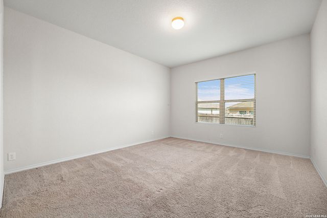 6930 STIPE Ln, Converse, TX 78109