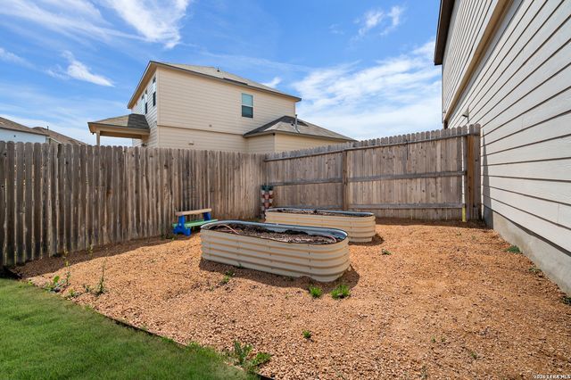 6930 STIPE Ln, Converse, TX 78109