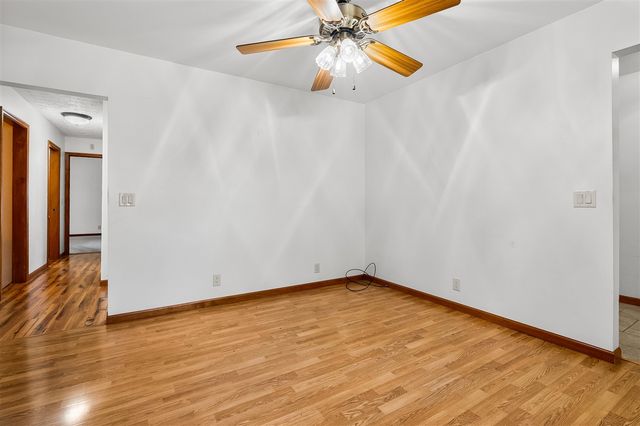 11940 S 10th Street, Schoolcraft, MI 49087