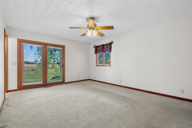 11940 S 10th Street, Schoolcraft, MI 49087