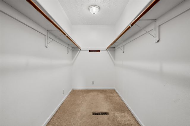 11940 S 10th Street, Schoolcraft, MI 49087