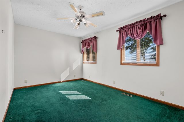 11940 S 10th Street, Schoolcraft, MI 49087