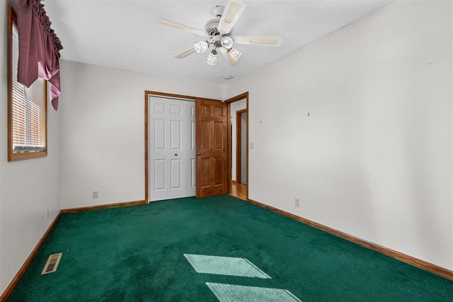 11940 S 10th Street, Schoolcraft, MI 49087