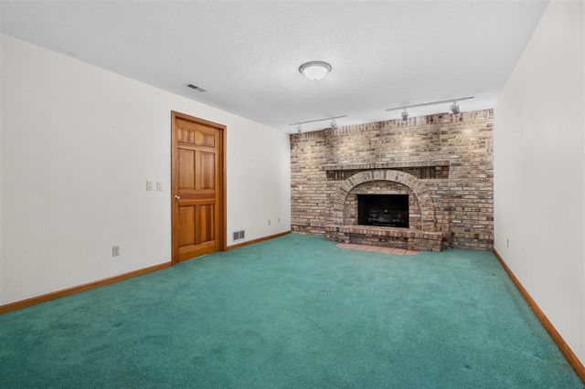 11940 S 10th Street, Schoolcraft, MI 49087