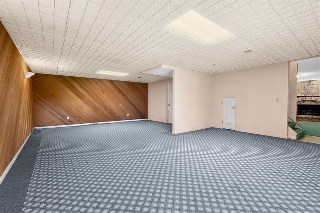 11940 S 10th Street, Schoolcraft, MI 49087