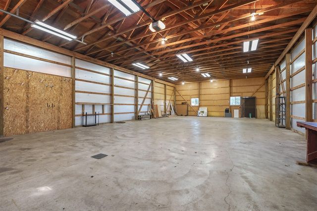 11940 S 10th Street, Schoolcraft, MI 49087