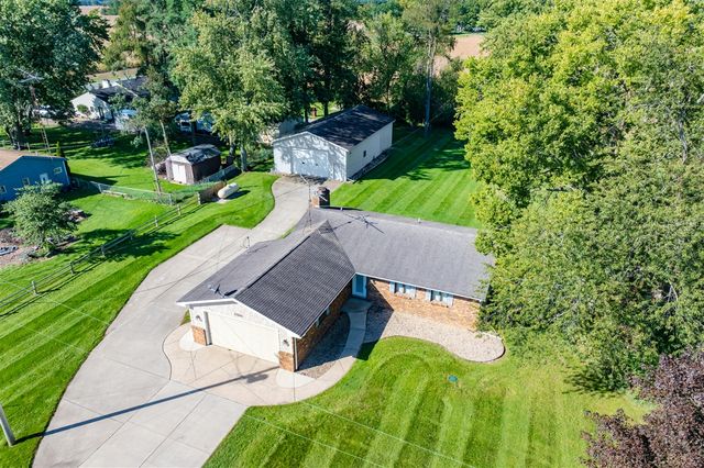 11940 S 10th Street, Schoolcraft, MI 49087
