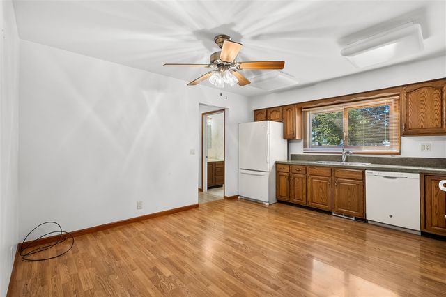 11940 S 10th Street, Schoolcraft, MI 49087