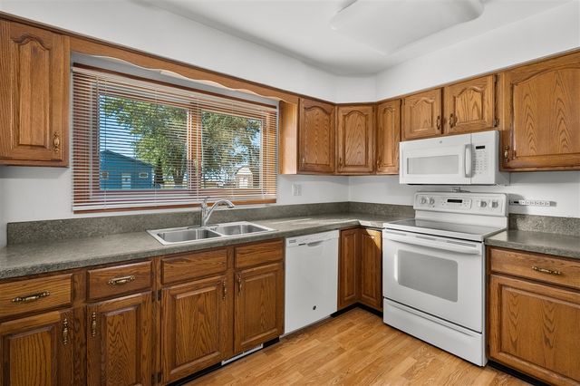 11940 S 10th Street, Schoolcraft, MI 49087