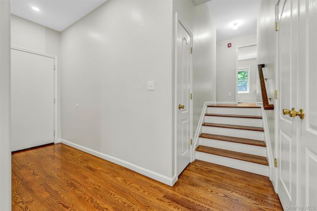 6 Rose Garden Way 304, Monsey, NY 10952