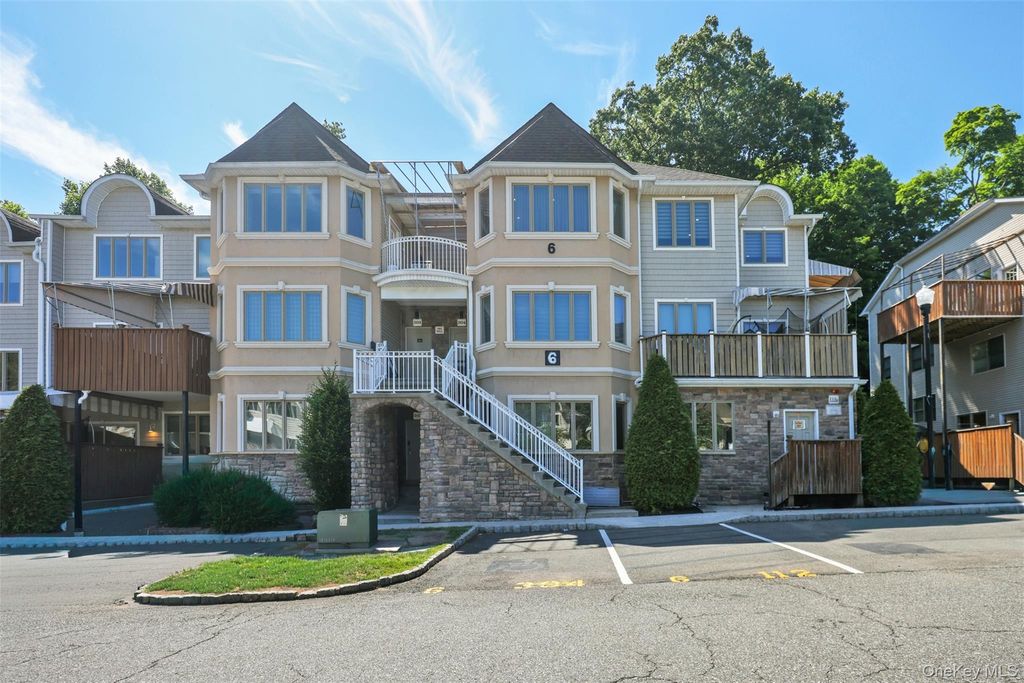 6 Rose Garden Way 304, Monsey, NY 10952