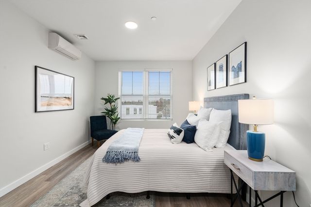 10 Somerset 406, Winthrop, MA 02152