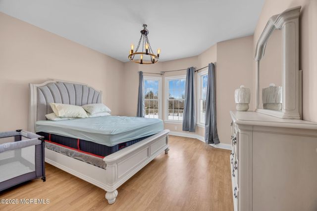 201 Sidney Road, Pittstown, NJ 08867