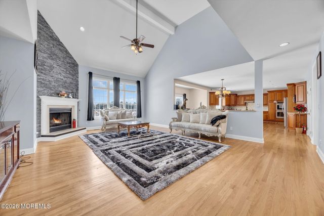 201 Sidney Road, Pittstown, NJ 08867