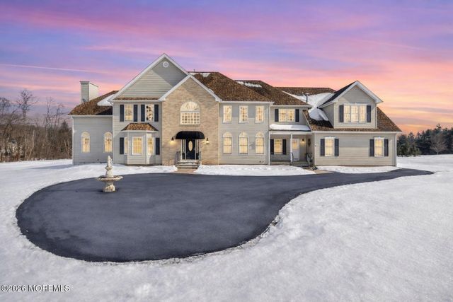 201 Sidney Road, Pittstown, NJ 08867