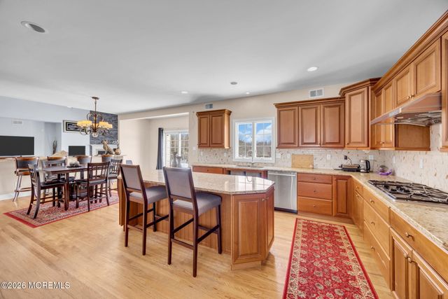 201 Sidney Road, Pittstown, NJ 08867