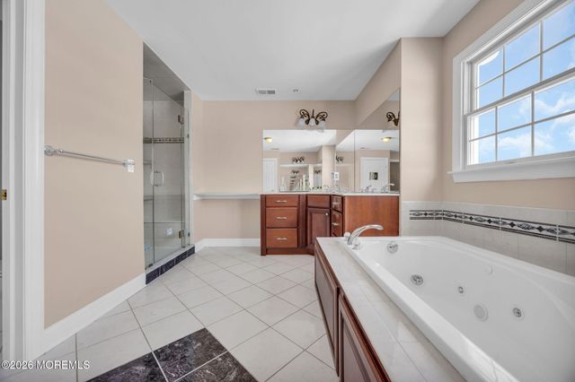 201 Sidney Road, Pittstown, NJ 08867