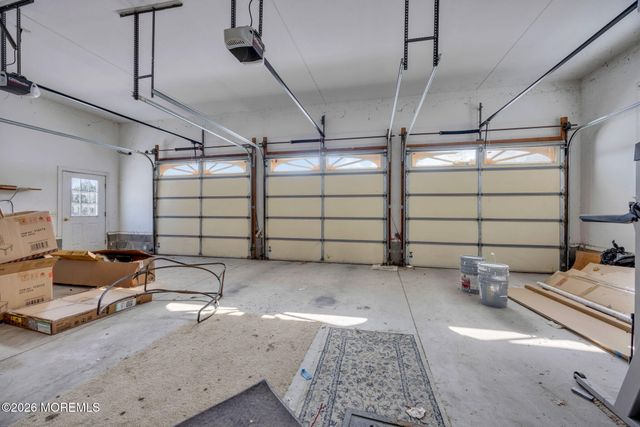 201 Sidney Road, Pittstown, NJ 08867