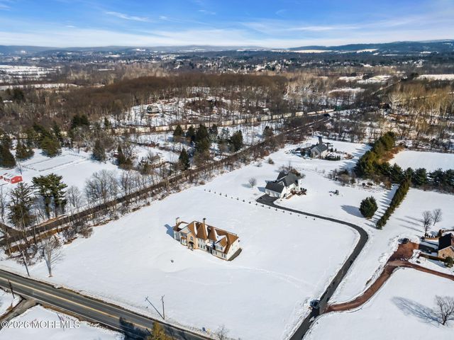 201 Sidney Road, Pittstown, NJ 08867