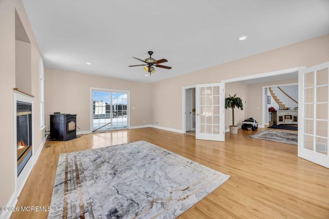 201 Sidney Road, Pittstown, NJ 08867